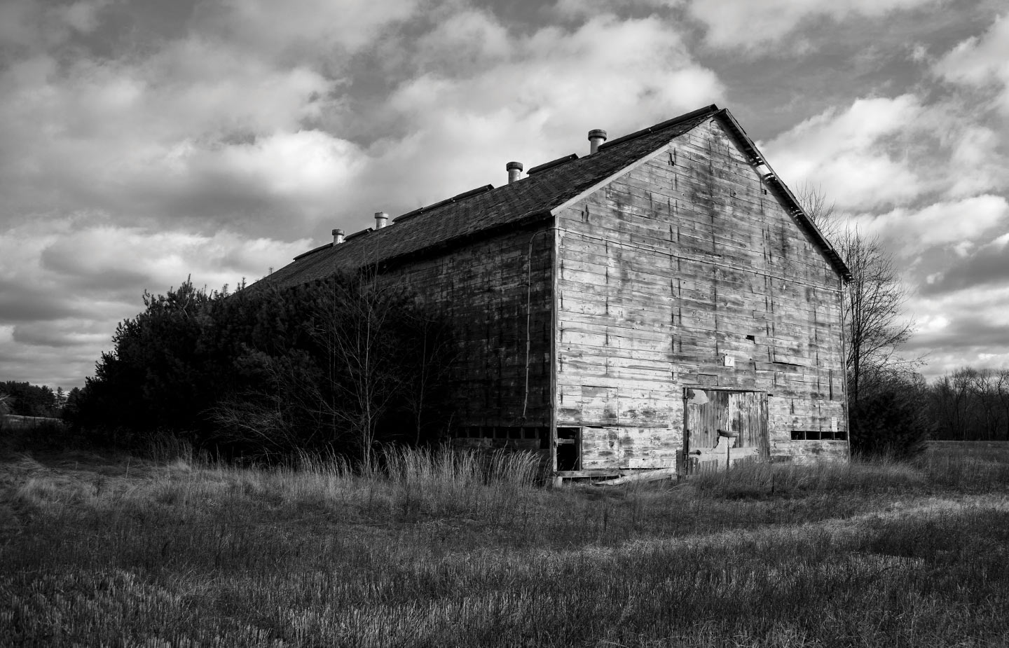 Exterior of a tobacco barn in Simsbury, CT where Martin Luther King Jr. worked in 1947.